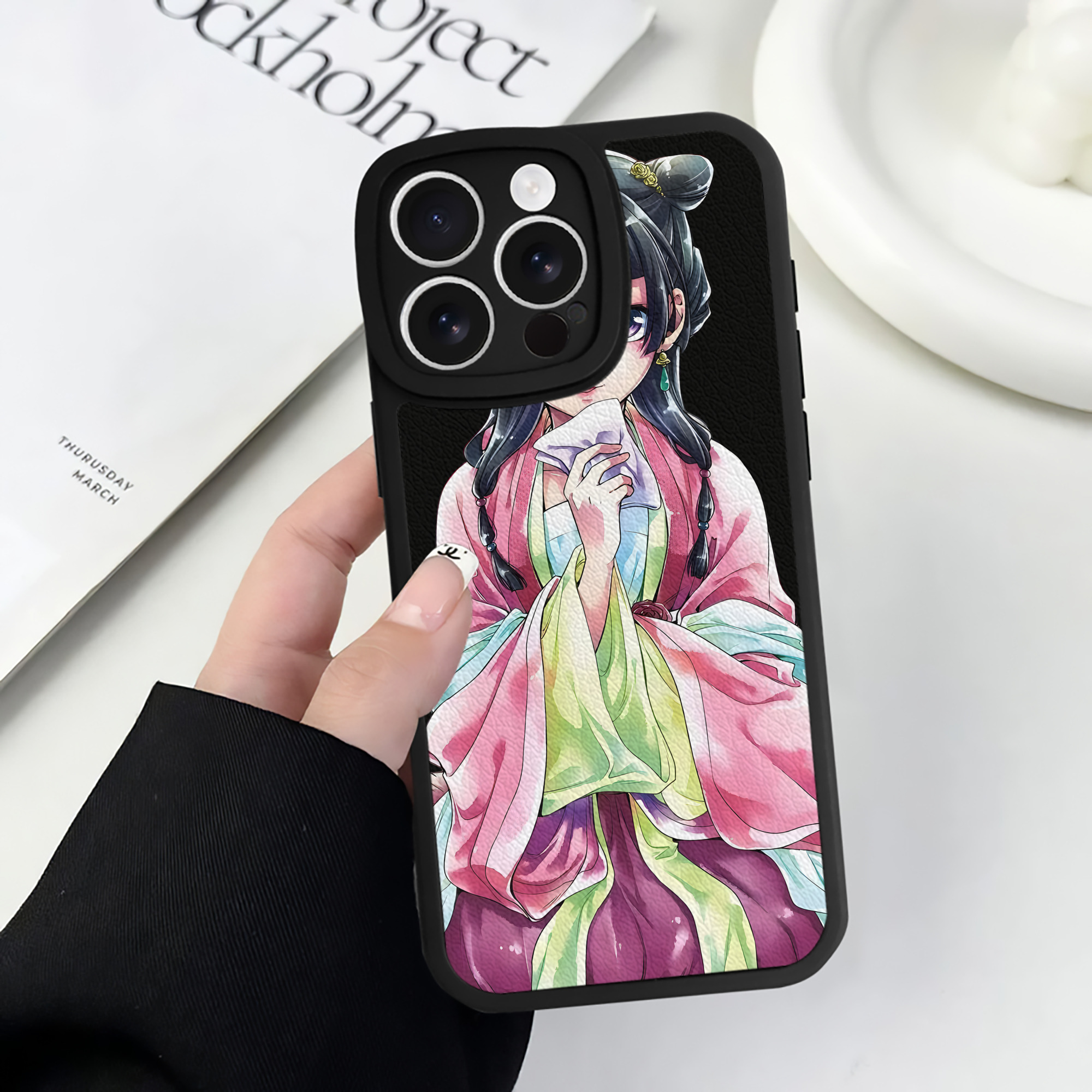 （画像用） 薬屋のひとりごと The Apothecary Diaries 【iPhone 16シリーズ対応】シリコンスマホケース（レザー調） 材質：シリコン